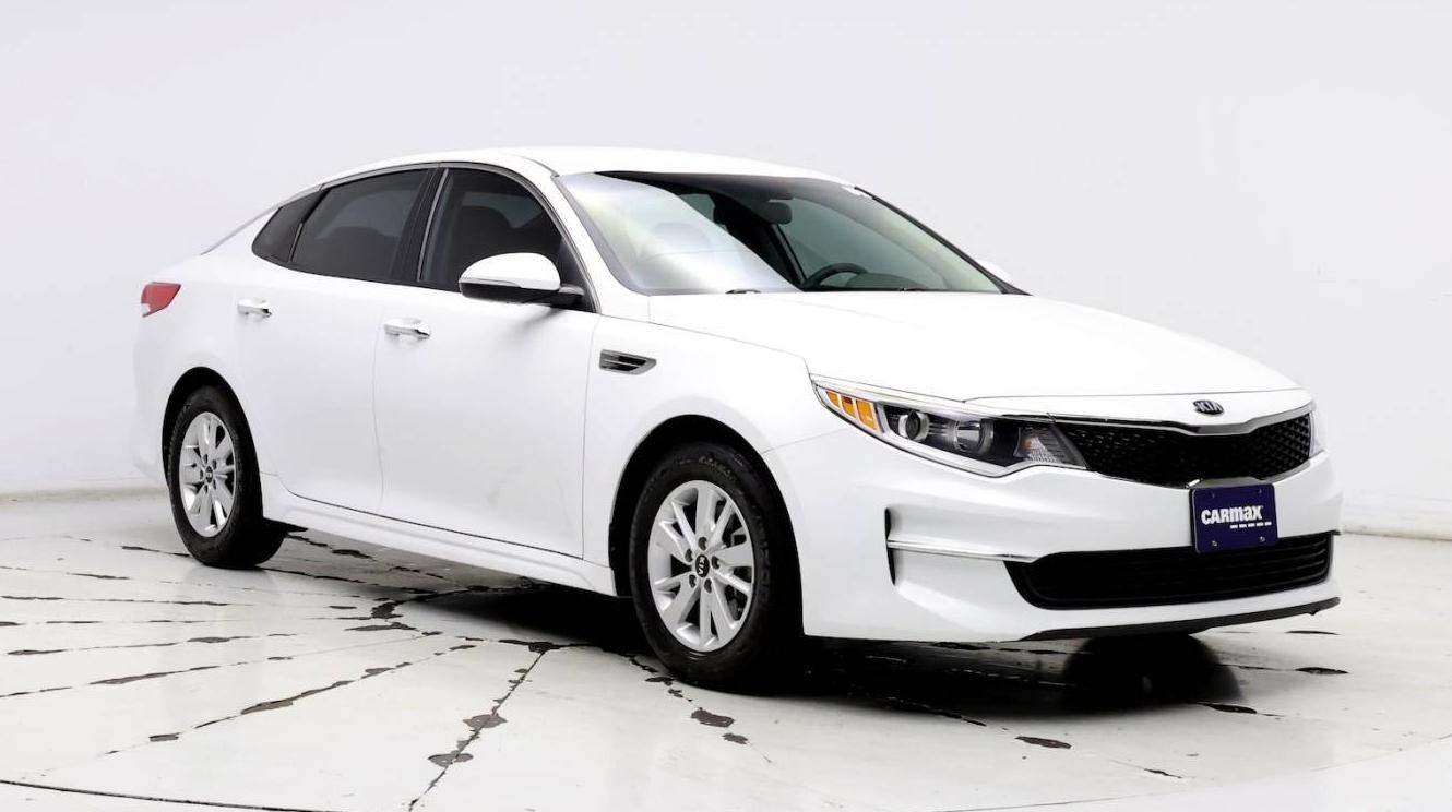 KIA OPTIMA 2018 5XXGT4L38JG209778 image