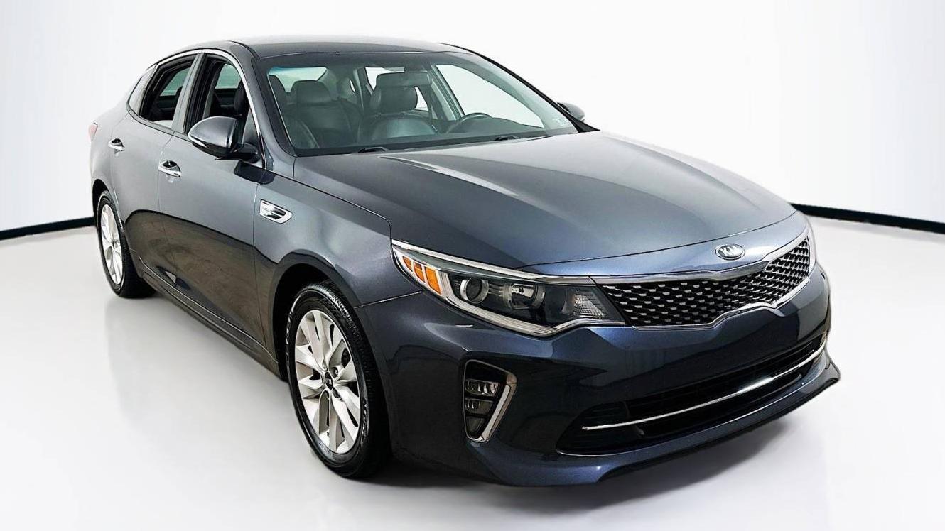 KIA OPTIMA 2018 5XXGT4L37JG203485 image