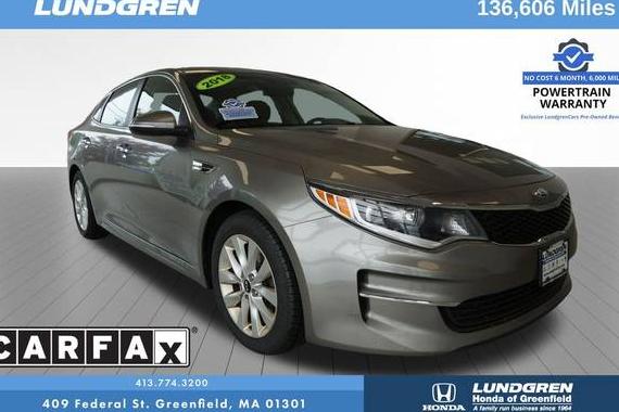 KIA OPTIMA 2018 5XXGT4L31JG260961 image