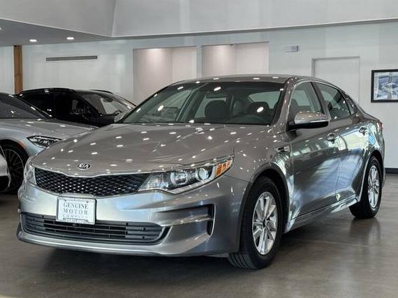 KIA OPTIMA 2018 5XXGT4L31JG183931 image