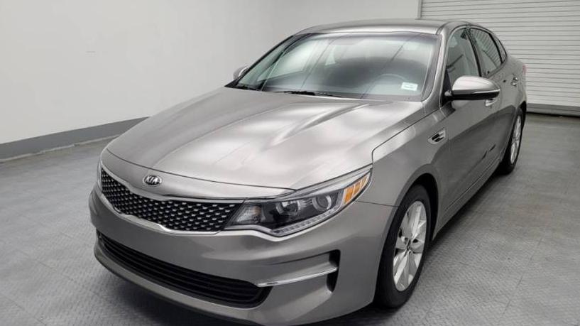 KIA OPTIMA 2018 5XXGU4L31JG226354 image