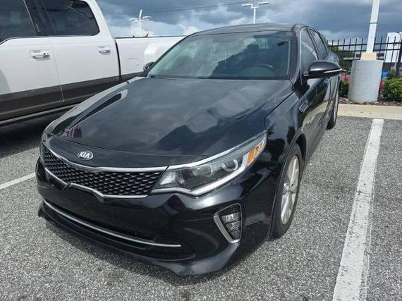 KIA OPTIMA 2018 5XXGT4L34JG180389 image