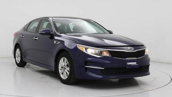 KIA OPTIMA 2018 5XXGT4L38JG229402 image