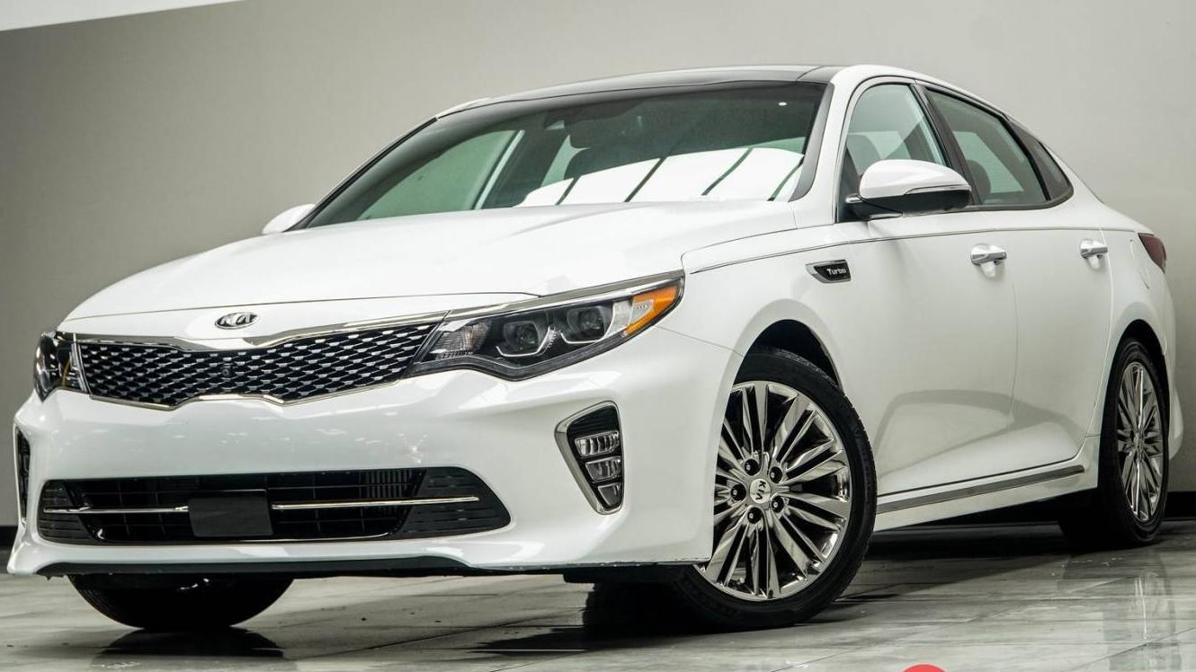 KIA OPTIMA 2018 5XXGV4L21JG204679 image