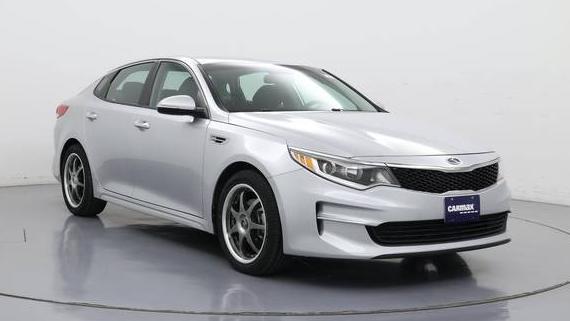 KIA OPTIMA 2018 5XXGT4L33JG186409 image