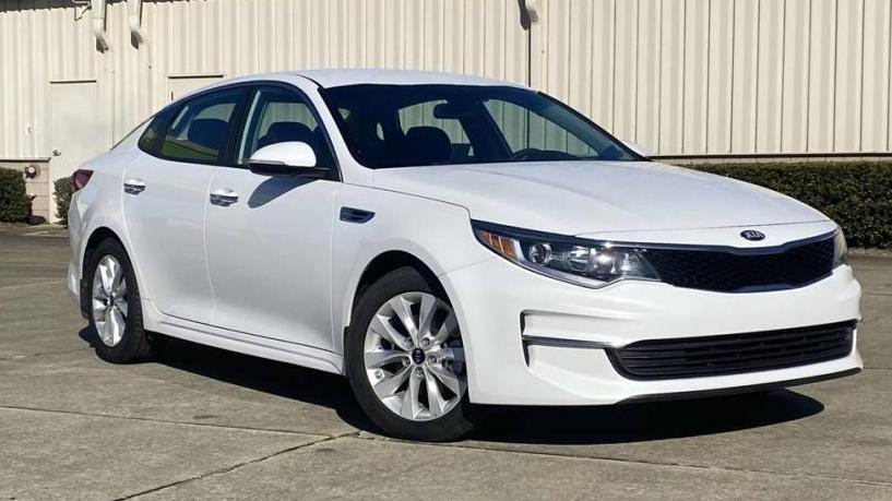 KIA OPTIMA 2018 5XXGT4L38JG263453 image