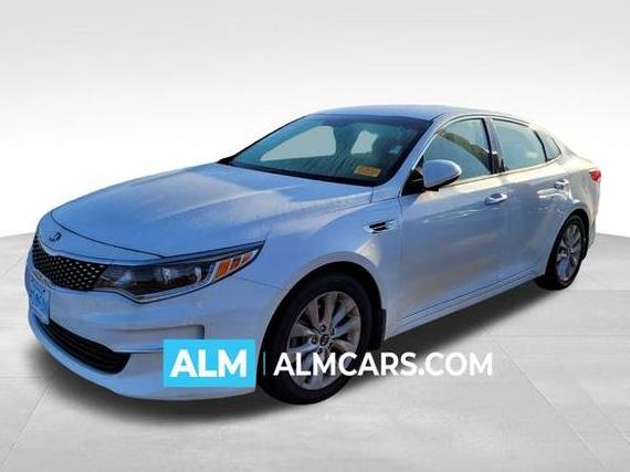 KIA OPTIMA 2018 5XXGU4L32JG192439 image