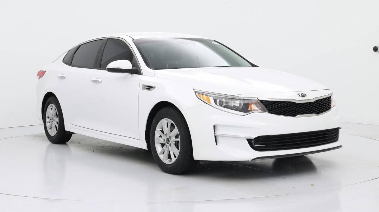 KIA OPTIMA 2018 5XXGT4L31JG249569 image