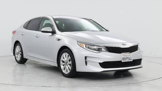 KIA OPTIMA 2018 5XXGT4L30JG269392 image