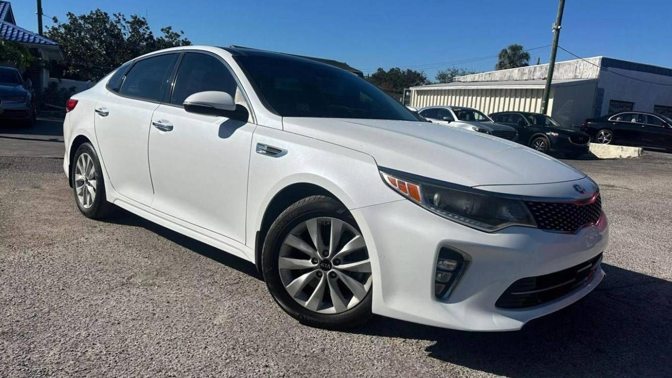 KIA OPTIMA 2018 5XXGU4L36JG213356 image