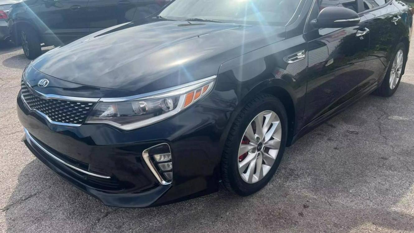 KIA OPTIMA 2018 5XXGT4L35JG186668 image