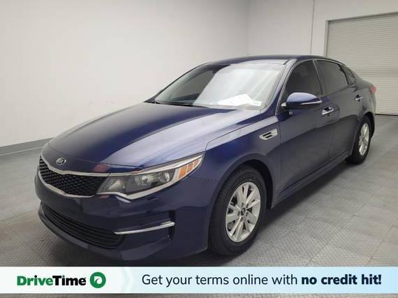 KIA OPTIMA 2018 5XXGT4L35JG214825 image