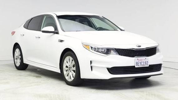 KIA OPTIMA 2018 5XXGT4L38JG265395 image