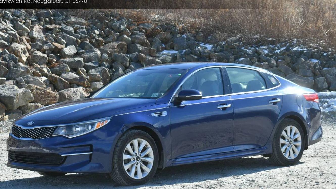 KIA OPTIMA 2018 5XXGU4L32JG225892 image