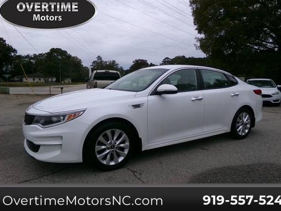 KIA OPTIMA 2018 5XXGT4L38JG262819 image