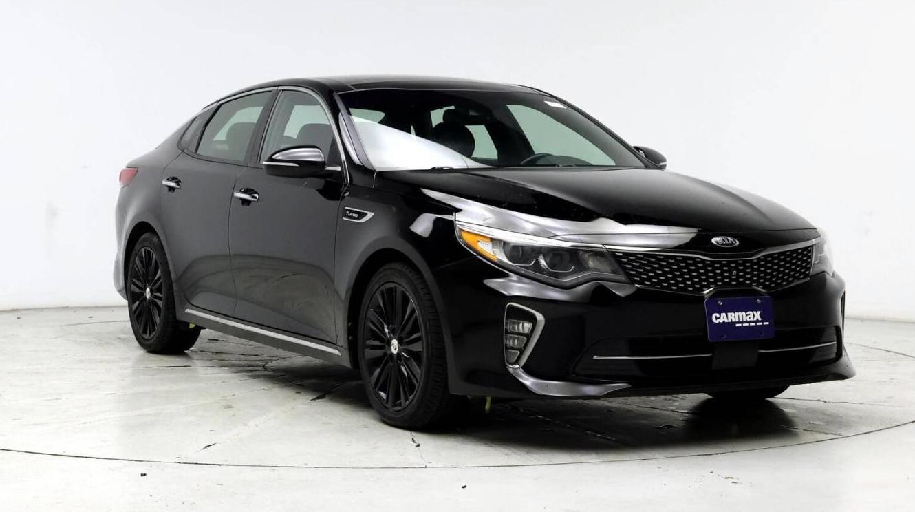 KIA OPTIMA 2018 5XXGV4L20JG205872 image