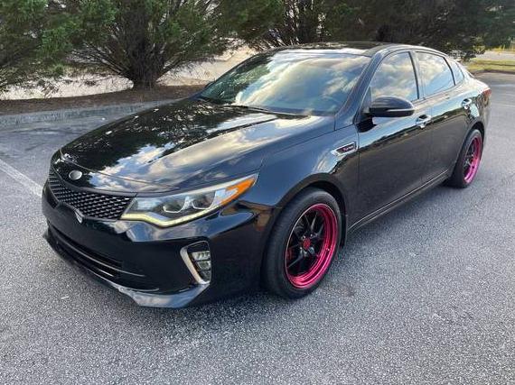 KIA OPTIMA 2018 5XXGW4L21JG205845 image
