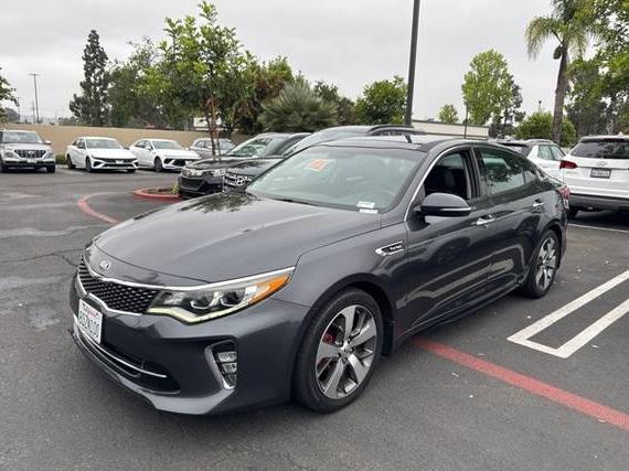 KIA OPTIMA 2018 5XXGW4L25JG240100 image