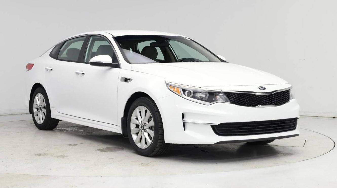 KIA OPTIMA 2018 5XXGT4L36JG272698 image