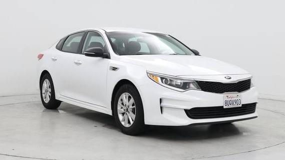 KIA OPTIMA 2018 5XXGT4L37JG209707 image