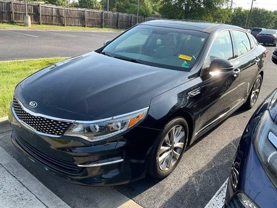 KIA OPTIMA 2018 5XXGU4L34JG248333 image