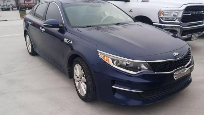 KIA OPTIMA 2018 5XXGT4L38JG267180 image