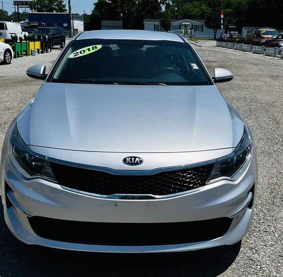 KIA OPTIMA 2018 5XXGT4L37JG182444 image
