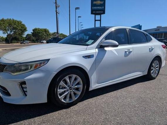 KIA OPTIMA 2018 5XXGU4L3XJG223128 image
