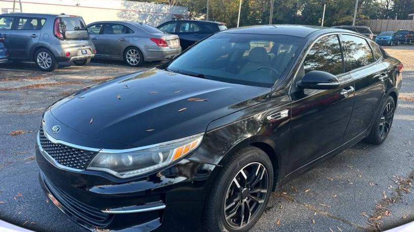 KIA OPTIMA 2018 5XXGU4L32JG222670 image