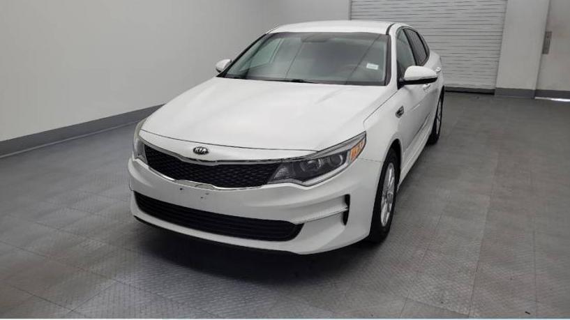 KIA OPTIMA 2018 5XXGT4L32JG220419 image