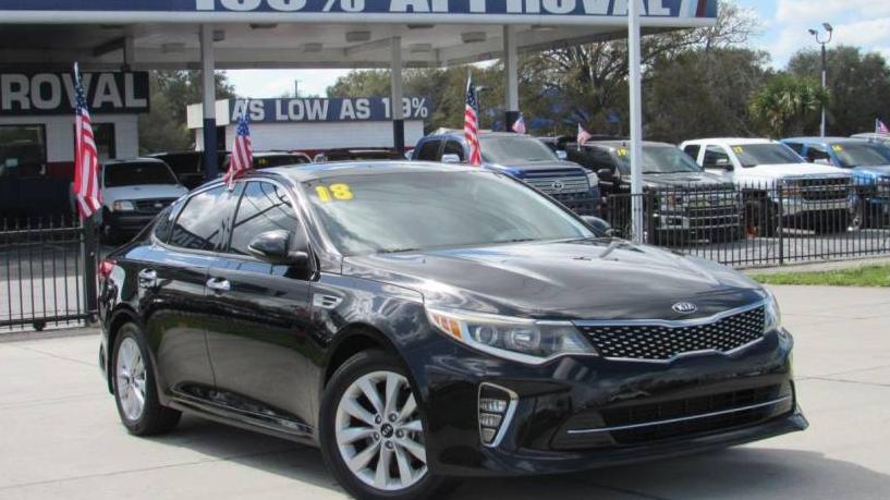 KIA OPTIMA 2018 5XXGT4L36JG187425 image