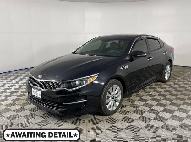 KIA OPTIMA 2018 5XXGU4L30JG257157 image