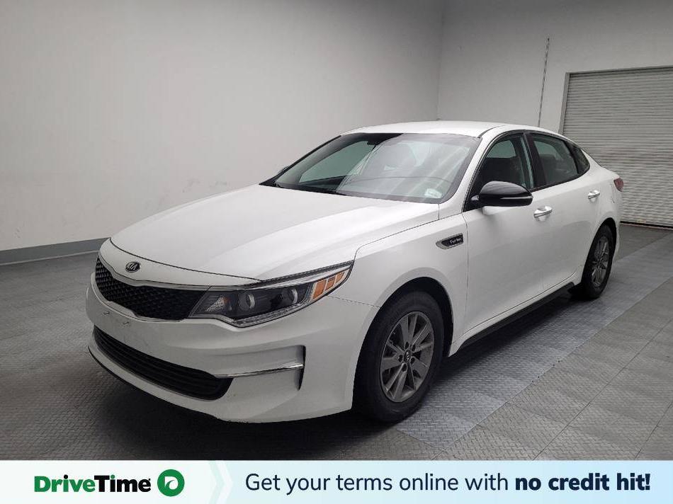 KIA OPTIMA 2017 5XXGT4L12HG175765 image