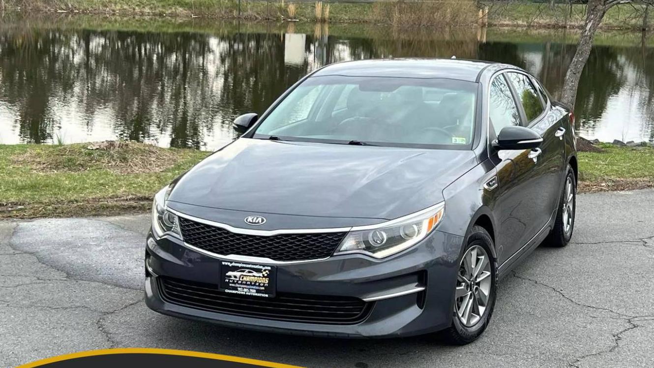 KIA OPTIMA 2017 5XXGT4L17HG171632 image