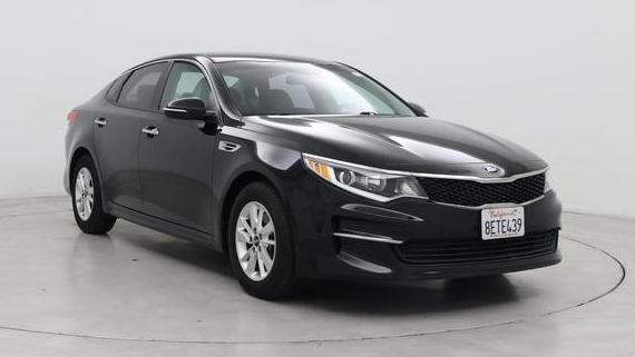 KIA OPTIMA 2017 5XXGT4L34HG135415 image