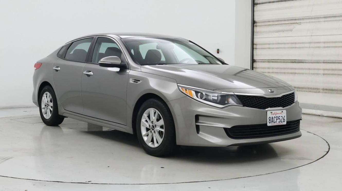 KIA OPTIMA 2017 5XXGT4L35HG163711 image