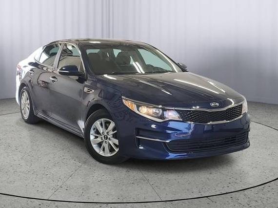 KIA OPTIMA 2017 5XXGT4L31HG170459 image