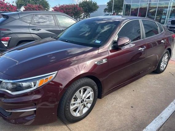 KIA OPTIMA 2017 5XXGT4L38HG159720 image