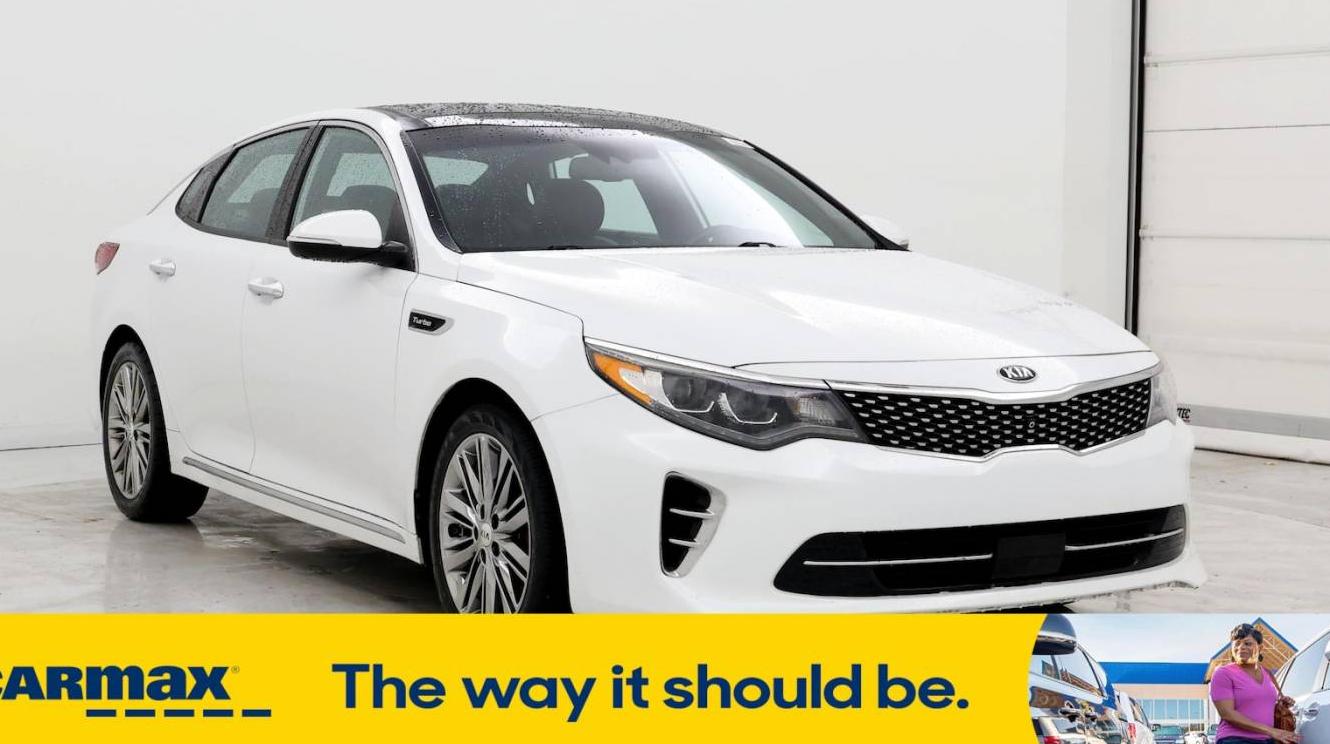 KIA OPTIMA 2017 5XXGV4L23HG140154 image