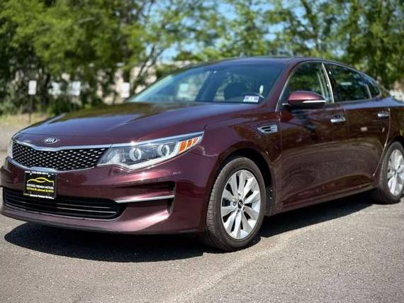 KIA OPTIMA 2017 5XXGU4L36HG156943 image