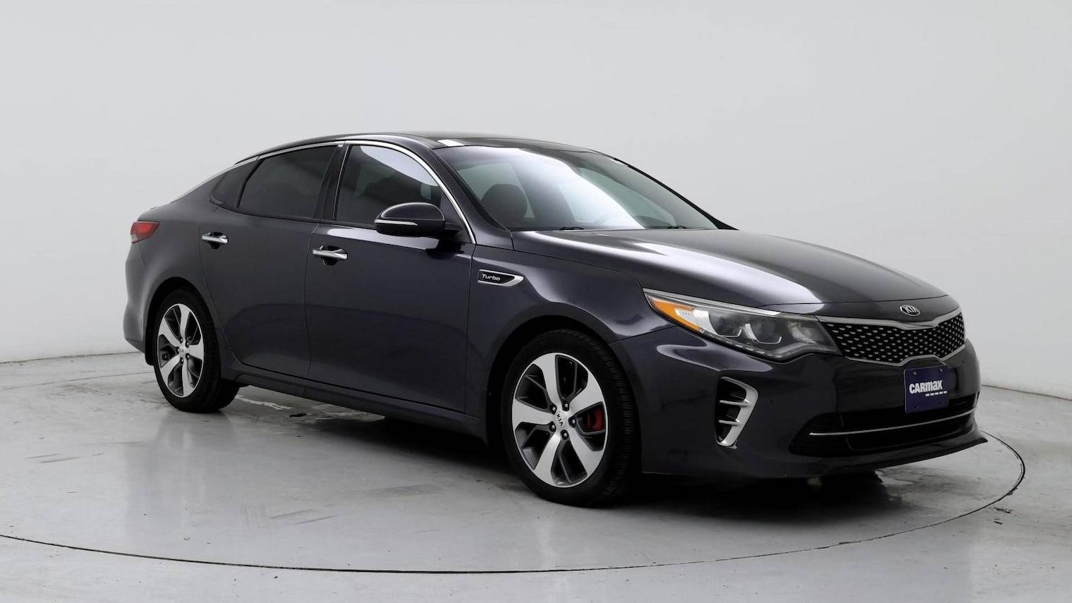 KIA OPTIMA 2017 5XXGW4L26HG168771 image