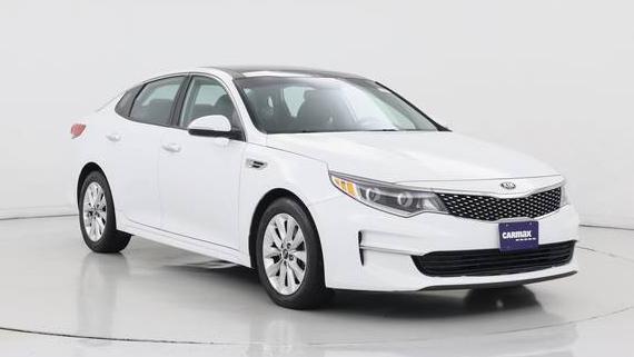 KIA OPTIMA 2017 5XXGU4L36HG160037 image