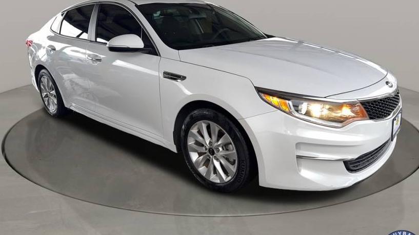 KIA OPTIMA 2017 5XXGT4L36HG123170 image