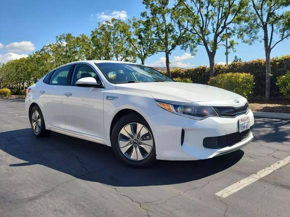 KIA OPTIMA 2017 KNAGT4LE0H5018594 image