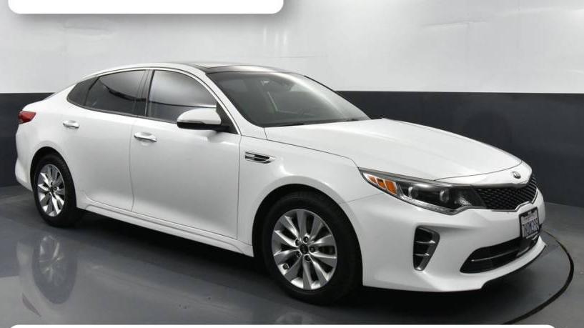 KIA OPTIMA 2017 5XXGU4L31HG134736 image