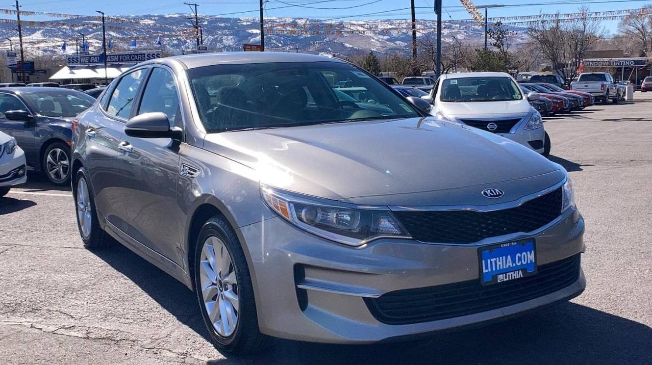 KIA OPTIMA 2017 5XXGT4L3XHG167205 image