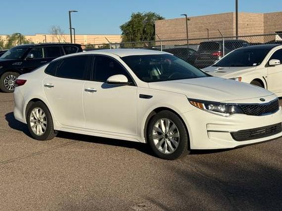 KIA OPTIMA 2017 5XXGT4L35HG165300 image KIA OPTIMA 2017 5XXGT4L35HG165300 image