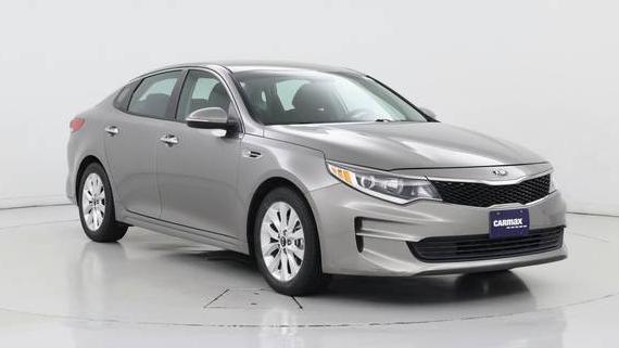 KIA OPTIMA 2017 5XXGT4L35HG132183 image