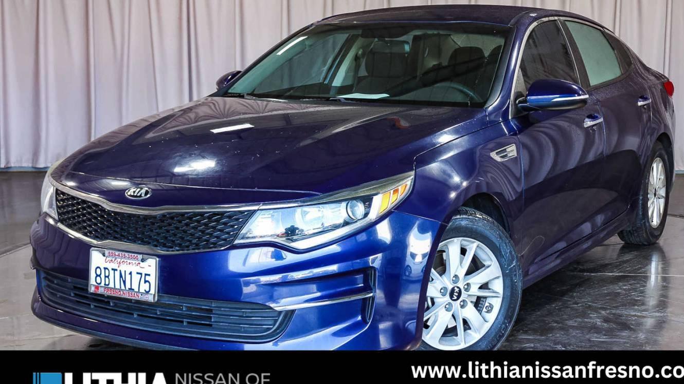 KIA OPTIMA 2017 5XXGT4L35HG125735 image