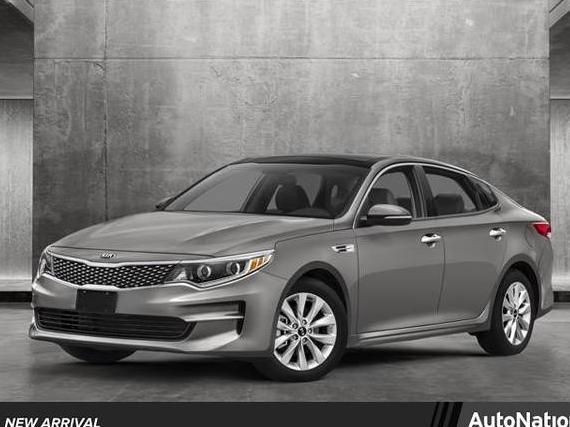 KIA OPTIMA 2017 5XXGT4L32HG156554 image